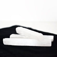 Load image into Gallery viewer, Selenite